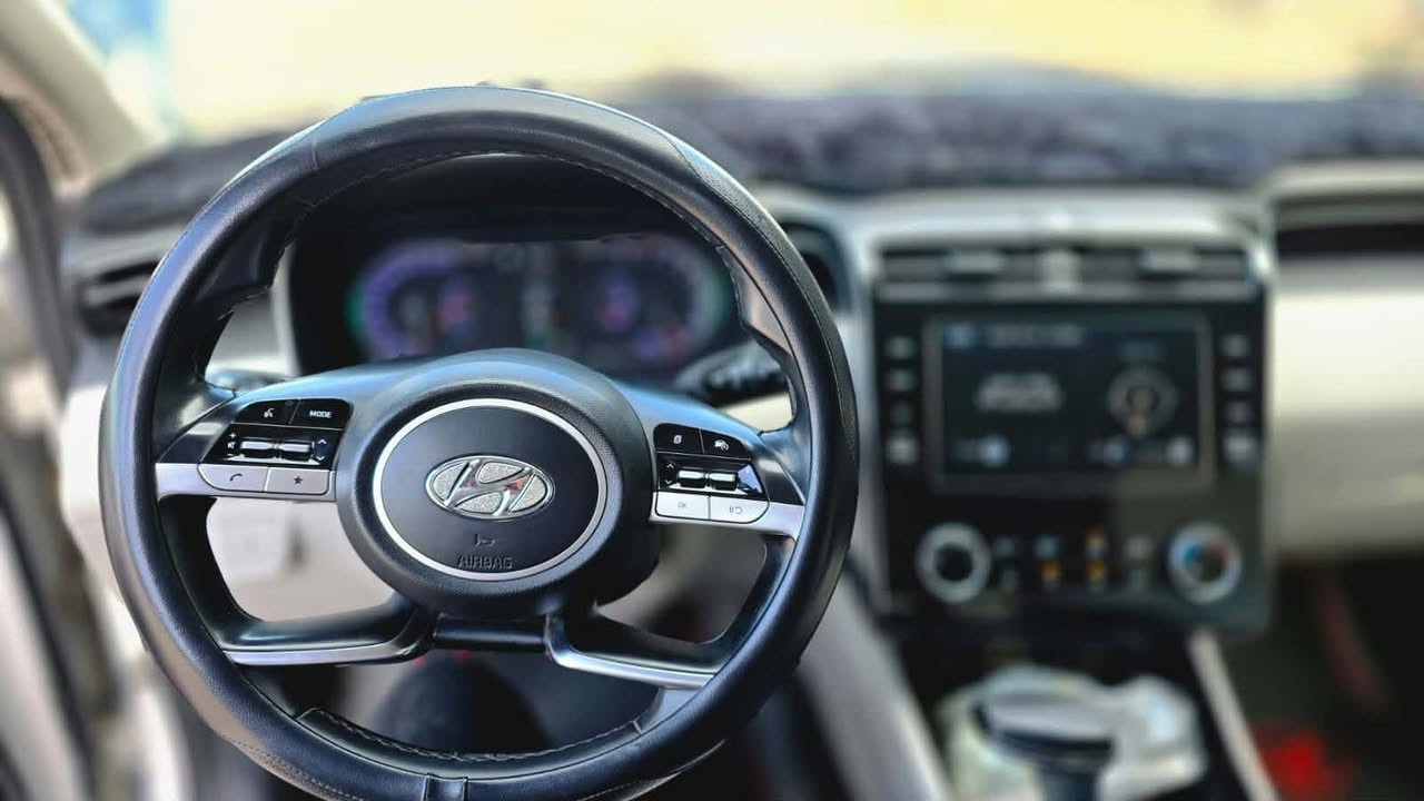 سلام عليكم 
للبيع ولمراوس حسب القناعة 
توسان  موديل 20 خليجي
كير و محرك بلادي ع شركة  ماشية 68 الف
سعر 197  وبيهة مجال  
 مكاني بغداد    
للتصال /  ‭ ‭ ‭٠٧٨٧ ٤٩١ ٤٧٣١‬
