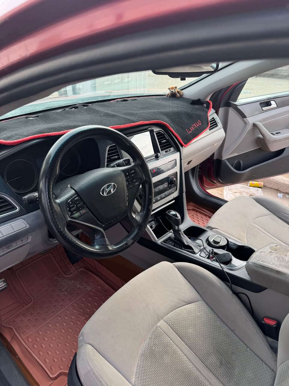 السلام عليكم خوان 
سوناتا دم الغزال مييز
سياره ٣قطع 
الموديل ١٥ 
نص فول 
شاشه 
اشاير بل مري 
تخم تاير جديد 
كير مكينه مكفول 
لايت زنون 
كشن سايق كهرباء 
تدفئه مقاعد 
السياره هزه جديده بسمي 
تحويل ثاني يوم رقم انكليزي بغداد
سياره بصمه تشيغل عن بعد
بيه ملاحظه شخوط بسيطه السعر 118وبيه مجال 

تصال ***********

‏وتساب *********** كربلاء, العراق
