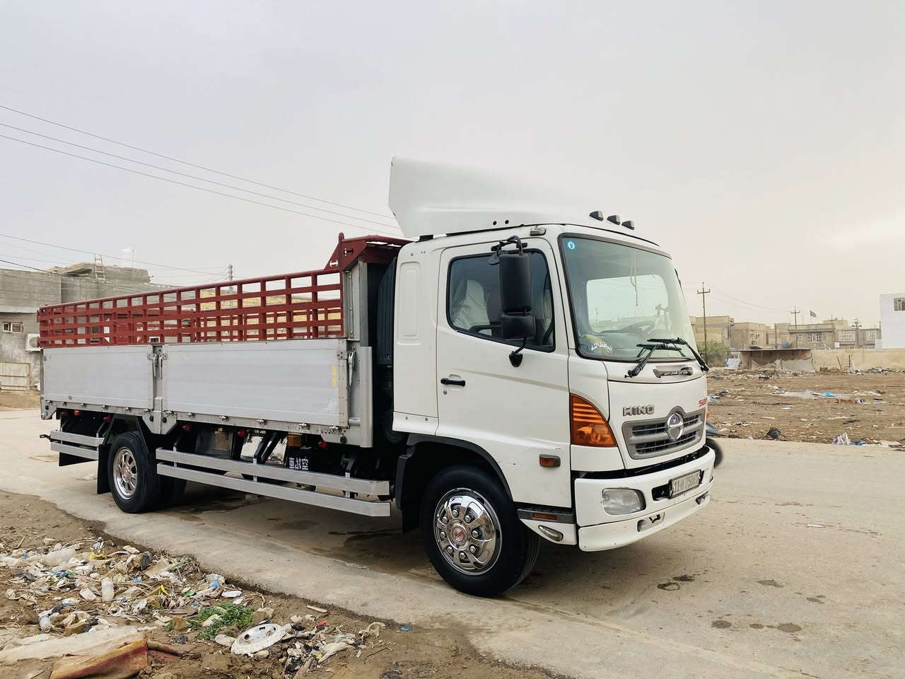 سلام عليكم للبيع هينو شيطان ايسر بلاد8برغي طول 6وربع مكينه 80عادي موديل2012اصل الاستفسار اكثر اتصل على رقم ***********
