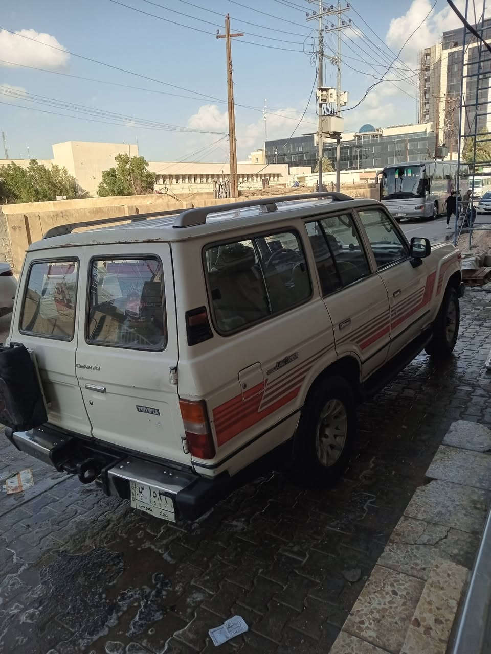 سلام عليكم
لاندكروز موديل 85 رقم بغداد المالك بكربلاء مكينه وكير ملكه داخل ملكه سعر 40 وبيه مجال مكان كربلاء ***********
