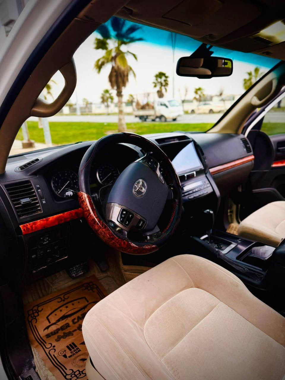 تويوتا لاندكروزر 2011 رەنگی سپی منفێست کوێت مکینە ٨ پستن ٤،٦ gxr / عام پەمپ وو دەین دزین و قولپین و برین و مەکینە و گێر ب شەرت ، سیارە زور زور خاوێنە سیارا علوج وەک ڤێ کێم هەنە پاقژ ، سعر ١٩٠ و مجال زاخو, دهوك


**إذا كنت صاحب هذا الإعلان وتريد حذفه لأي سبب، رجاءا أرسل رسالة إلى الدعم الفني**