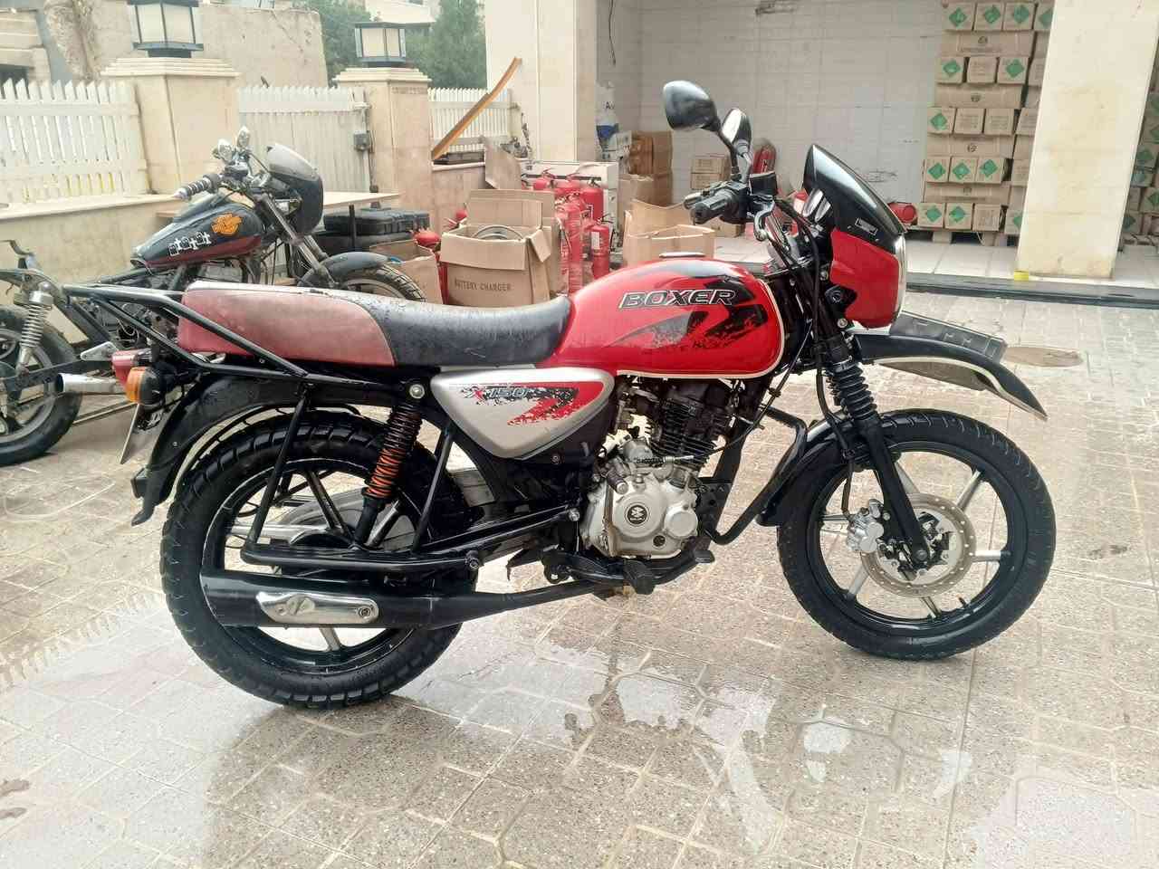 رقم انكليزي تحويل ثاني يوم دراجه خير من الله حلوه وناعمه موديل 2020 نقصها بس اشاير اماميه وستاند تعليك رايدها ب 1900وبيها مجال بغداد حي الجامعه ‏‪***********‬‏
