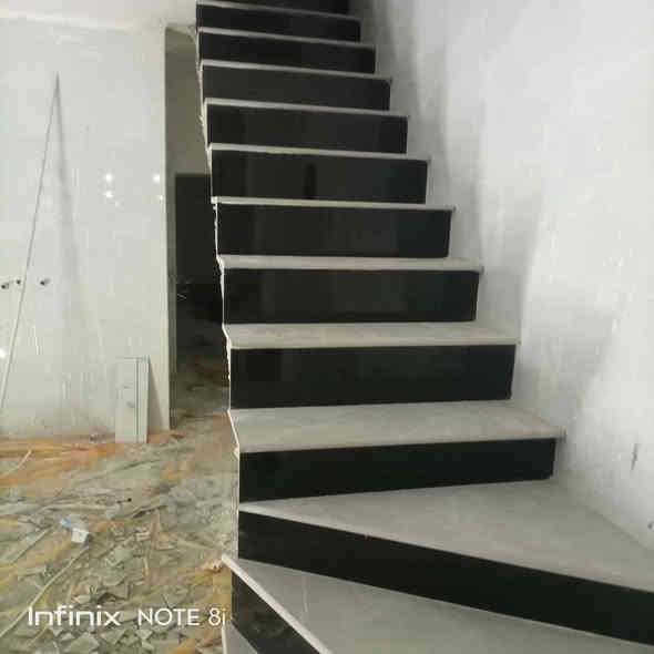 كادر مصري شغل درجه اولى سراميك ومرمر وكاشي وبايات متفرغ حاليا ***********
