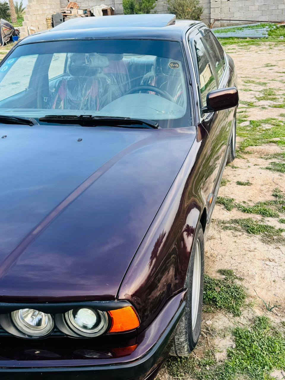 بي آم ٥٢٥ مسكر عدل موديل ٩١ رقم الانبار  مشروع وطني بسمي مصبوغ عام للجمالية   بجم عريض  مكينة كير جدد صدر امامي خلفي جديد السياره جاهزة من كلشي للبيع فقطط
سعر ٦٨ 
مكان السياره ابو غريب
رقمي ***********
