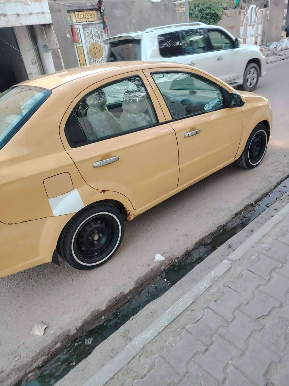 سلام عليكم افيو 2011 سياره نضيفه كير حداديه شرط تخم تاير جديد مكفوله من ضربه سياره شركه عامه رقم ذي قار ارقام كامله سنويه ل27 العنوان سماوه السعر 58 مع مجال بسيط الاستفسار *********** غير متواجد على الفيس
