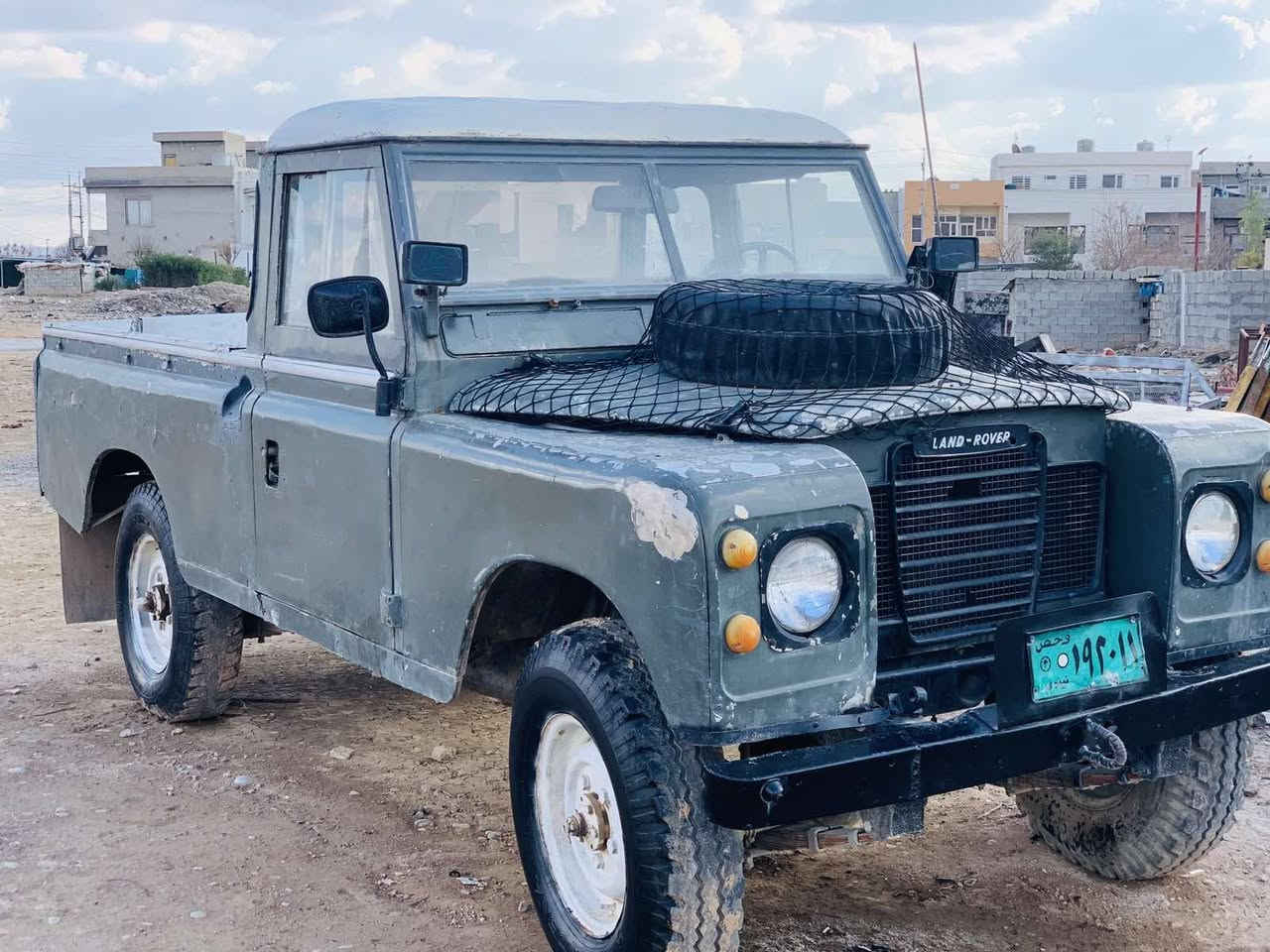 جيب لاند روفر  موديل 84 گێڕو مكينه بشرت سنوي اصلي له كه له سعري 22ورقه محامله سه ياره كه له هه وليره *********** أربيل, العراق

