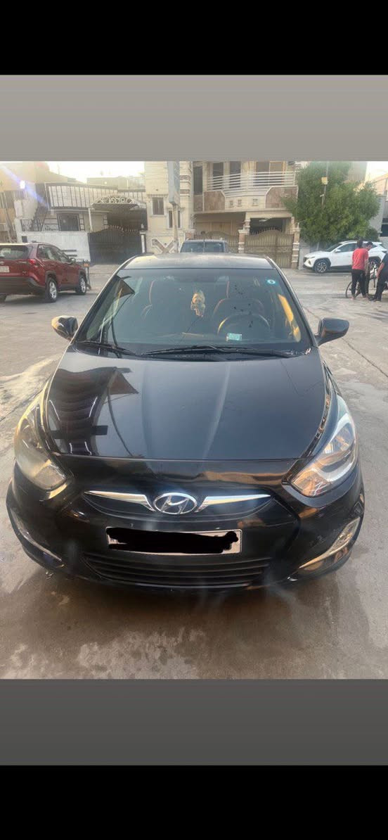 اكسنت 2012
تحكم ستيرن 

محرك 1600

بيهه بنيد

تحويل مباشر

هاج باك

رقم انكليزي

تخم تاير

منضومه زنون

***********
