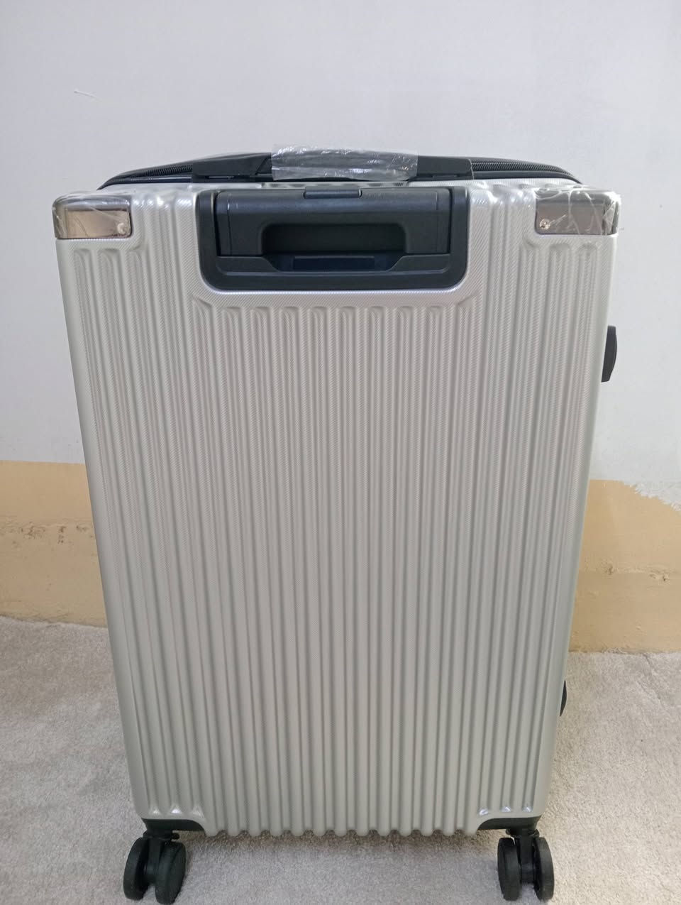 جنطه سفر حجم كبير طول 70 عرض 40 بي ضرر بسيط سعره 25 الف بتراب فلوس أول تم خاص


**إذا كنت صاحب هذا الإعلان وتريد حذفه لأي سبب، رجاءا أرسل رسالة إلى الدعم الفني**