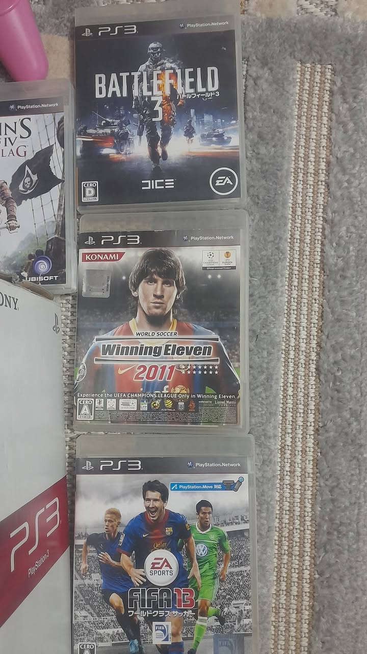 السلام عليكم
بلي ٣ لوك كارتون مطابق ياباني مع يده اصلي ويده تجاري والاقراص الاصلية الموضحة بالصورة (لايوجد توصيل) بغداد
ملاحظه اليده الاصلية الاستيك مالته متاكل والواير hd والكهرباء غير اصلي اما واير الشحن اصلي ب ٢٠٠ الف


**إذا كنت صاحب هذا الإعلان وتريد حذفه لأي سبب، رجاءا أرسل رسالة إلى الدعم الفني**