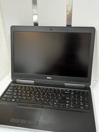 للبيع DELL 7520 Core i7 h جيل سابع  هارد ssd 1T رام ddr4 16gb كرت quad...