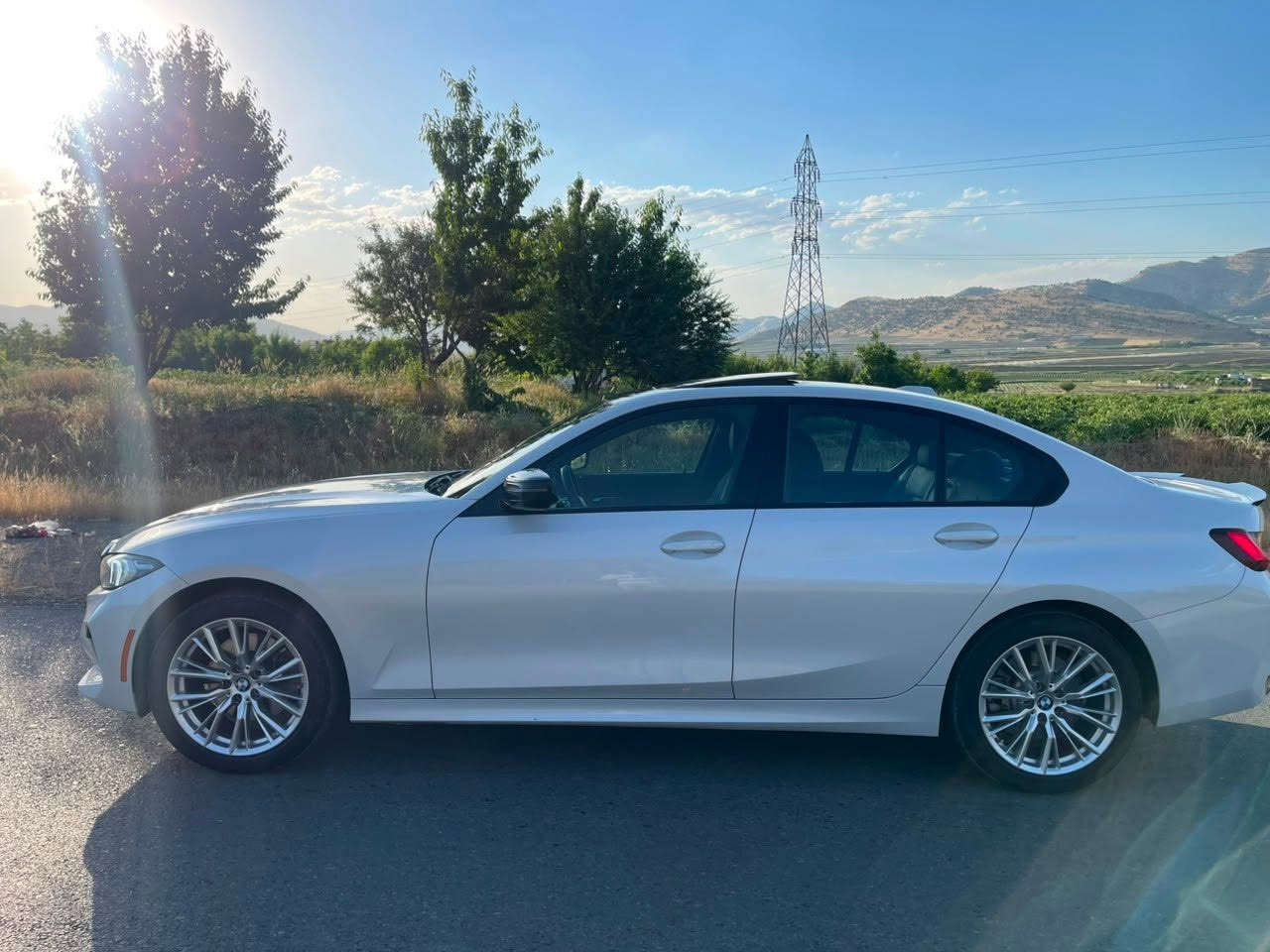 بي إم دبليو 330xiموديل2023Xdrive
(كلين تايتل)
محرك 2.0 توربو
مکفولە کفالة عامة
بدون صبغ  بدون بارد 
رقم السليمانية
ماشية فقط41 ألف 
، ما شاء الله السيارة شبه جديدة وما بيها أي مصرف  أو عيب.
کیر محرک کلها بشرط 100%، مو مفتوحة

المواصفات فول 
 • شاشة جبیرة ولمس إلكترونية
 • سلاید 
 • کشنات تدفئە کهربائی جلد 
 • تحکمات ستیرن 
وبعد هوایە مواصفات 
السيارة رقم سليمانيه
السعر: 320$ بيها مجال سعر بلاش 
مکان سیارة/سلیمانیة
رقم تلفون واتس اب 
حادث سياره : بابين سكن مبدل بلادي نفس لون 

***********
***********

