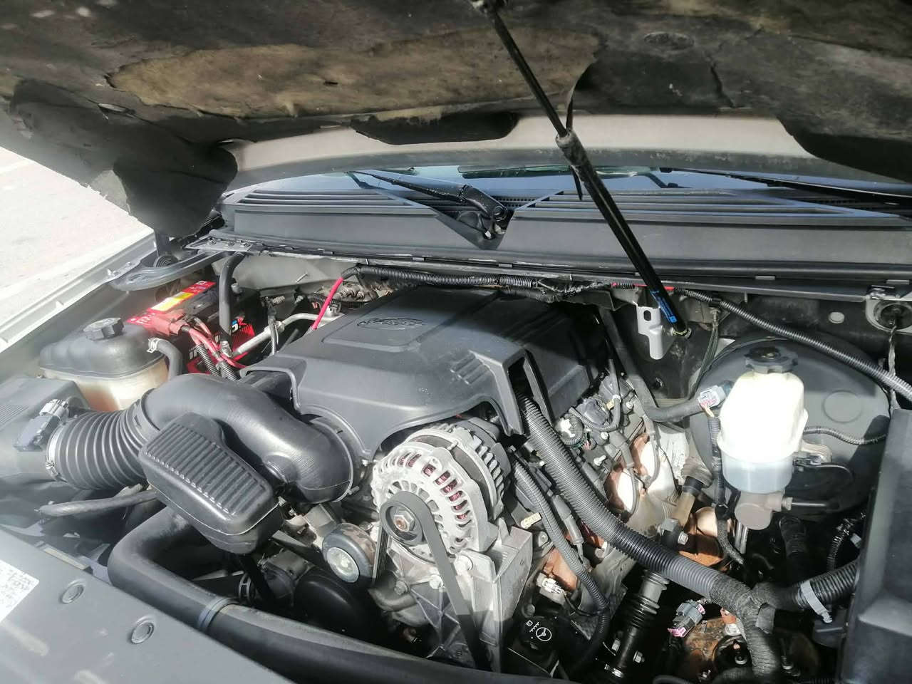 تاهو موديل ٢٠١١ فئة LT صبغ و٥ قطع سياره جاهزه من كلشي سعر ١٩٠ وبيه مجال بسص ومكان كربلاء ***********
