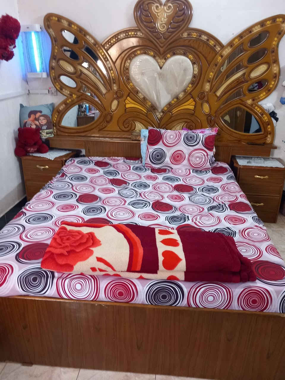 سلام عليكم غرفه نوم للبيع مافيها اي ضرر سعرها 450مكاني بابل مسيب حي الموظفين مقابل معمل الحرير ***********
