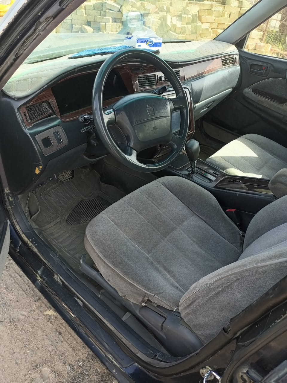 سياره راس الثور تكم جاهزه محرك2500ففتي تبريد بيها فخذه مصبوغة عام السعر 70بيها مجال السياره جاهزه مابيها نقص ذيقار سوق الشيوخ ***********
