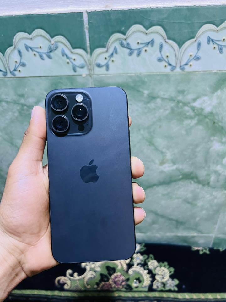 سلام عليكم 15برو ماكس

مرحبا

15 برو ماكس 

ذاكره ٢٥٦

فيس ايدي شغال

سعره 750وبي مجال

الجهاز مبدل شاشة ثلاث خيارات نوعيه زينه

نموذج m شرق اوسط

مكاني ناصريه مركز 

ماعندي توصيل

رقم هاتف ***********

متواجد واتساب
