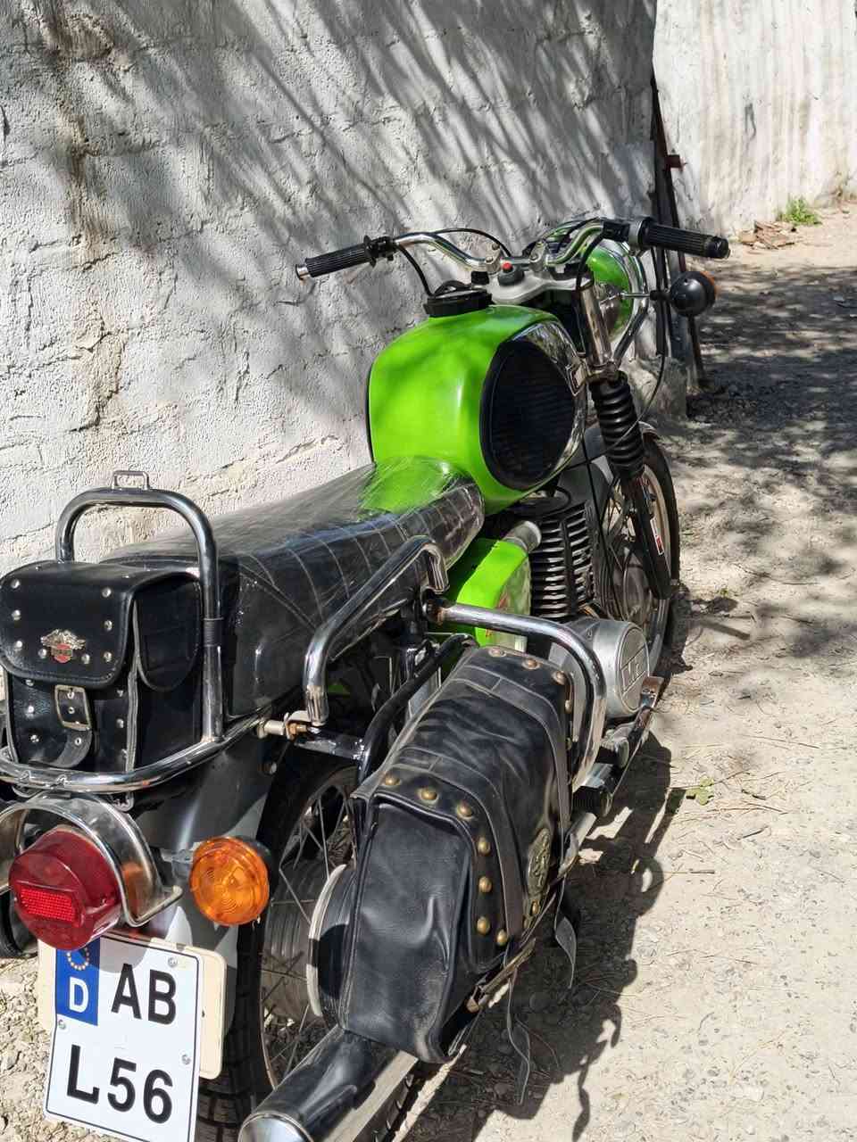 ام زت 81 غراض اغلبها الماني 
السعر مليون 500 بغداد الكاضمة 
رقمي ***********
