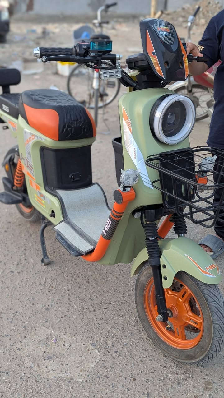 دراجه H900 نضافه 99 استخدام شهرين فقط ول بطاريات فول 32 تمشي 30 كيلو دراجه اكبر من R9 وسرعتها 99 ول سعر 500 وبيها مجال


**إذا كنت صاحب هذا الإعلان وتريد حذفه لأي سبب، رجاءا أرسل رسالة إلى الدعم الفني**