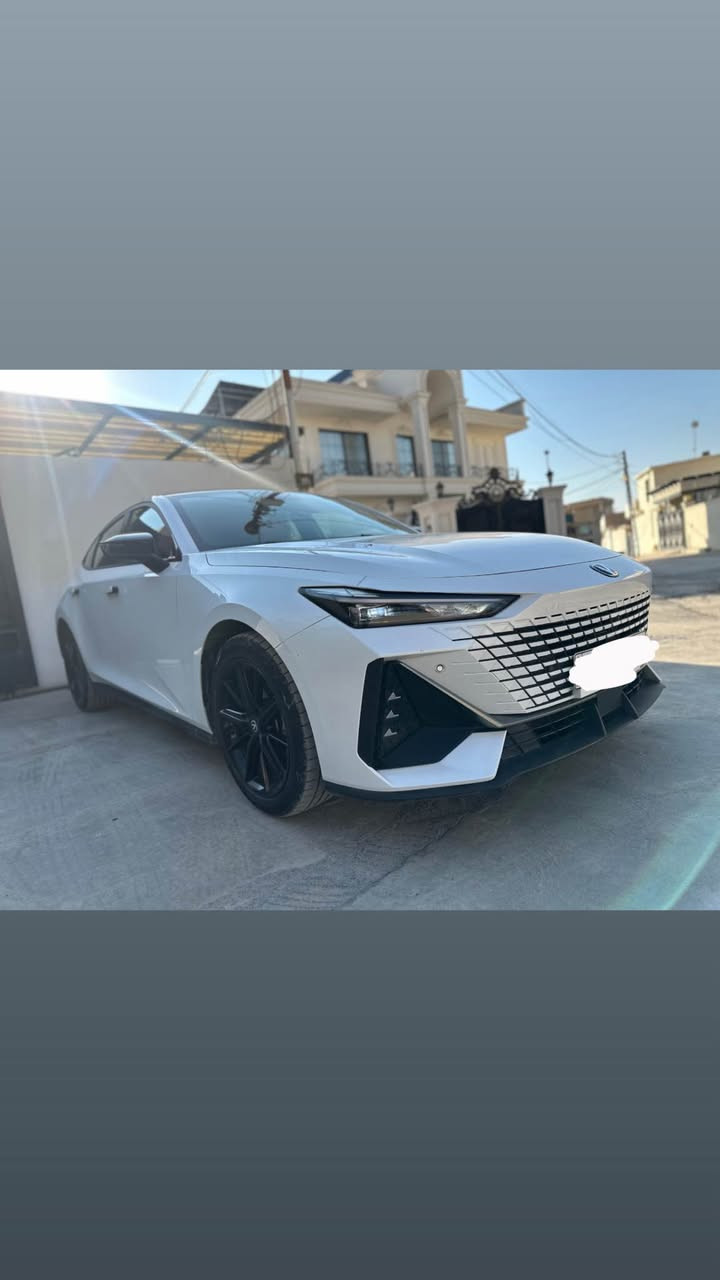 Changan UNI-V
چانگان یونی ڤی مۆدێل ٢٠٢٤
زەمانی شەریکەی البخیت ٤ سال زەمانی هەموو شتی مایە
١ چاملغی پشتەوە نیوەی سبوغە بێ پەرەشوت
فول فول مواسەفاتە 
پانۆراما 
گێچ شاسە و شاسە گەورە
گێر ئەلیکترۆنی
کوشین جلد و کوشین تەبرید
5 کامیرا ٣٦٠ پلە 
راداری پێشەوە و تەنیشتەکان
دەسکی دەرگاکان وەک رەنج رۆڤەر دەبتەوە
کۆمەلێک مواسەفاتی تر
بۆ پەیوەندی  *********** أربيل, العراق
