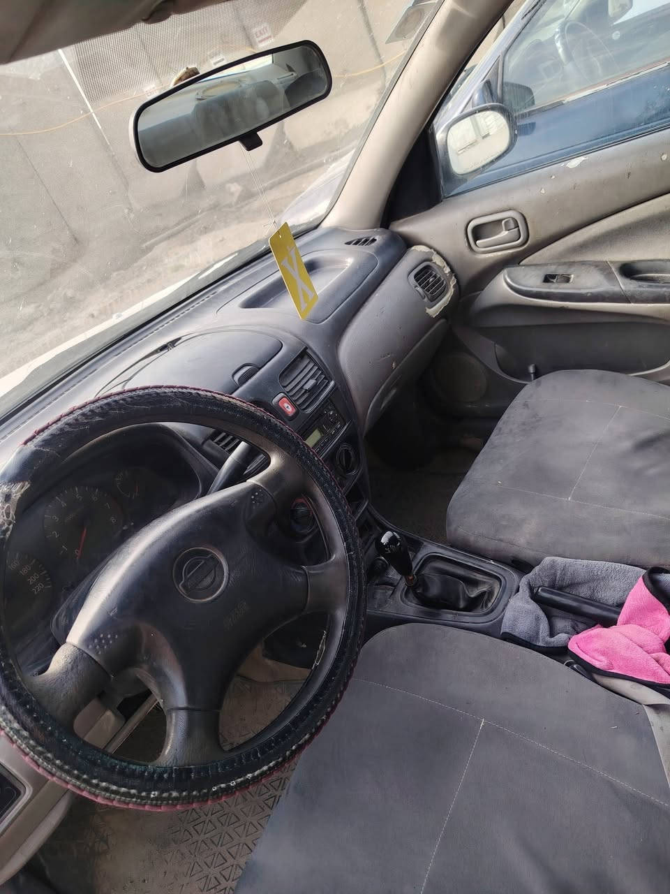 اعيد انشر بسبب الوعود الكاذبه سني موديل 2002 مصبوغه عام كير عادي محرك 1600 قبق اسود المرقوب         تبريد شغال  سياره جاهزه  مكانها الفلوجه  او بغداد لا استفسار اتصل ***********
