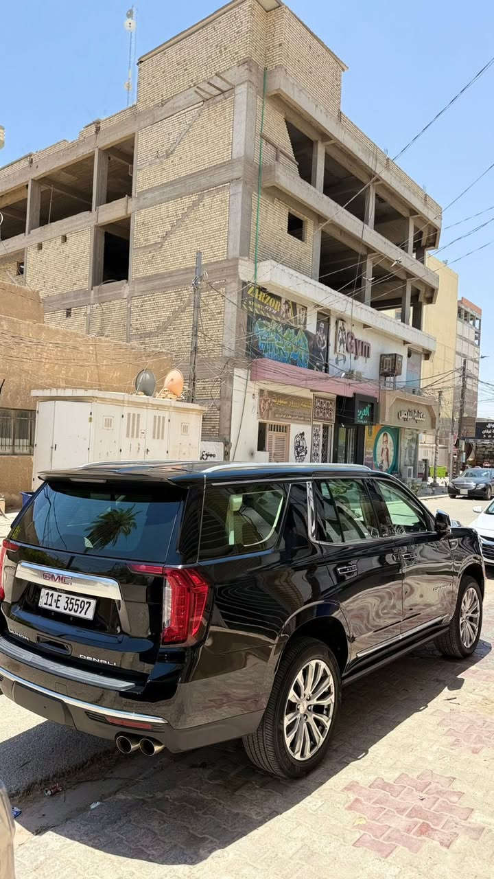 جمسي دنلي 2023 السياره فول وجديده بمعنى الكلمه ماشيه 35 الف بعدهي بضمان الشركه مكانها زيونه او بغداد جديده *********** سعرها جداً مناسب لان مستعجل على بيعتها
