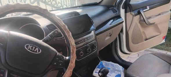 اللهم صل ع محمد وال محمد
سلام عليكم
كيا سورنتو 2013 خليجي كفاله عامه ما بيها حادث
مكينه 4سلندر 2000
تبريد شغال كير وكمينه شرط الفحص صدر خير من الله  
قماره حديد  سياره احله من الصور
العنوان بغداد الجادريه
رقم ***********
