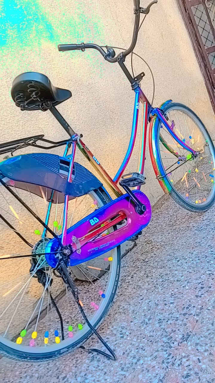 السلام عليكم بايسكل للبيع حجم 26 7 الوان ياباني اصلي السعر 115 وبي مجال مكاني بغداد الكمالية *********** بي واتساب
