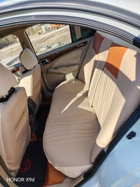 ٢٠٠٦ • فول • كاميرا خلفية