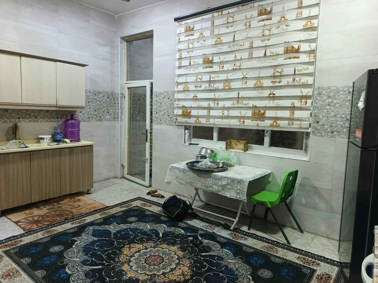 اللهم صل على محمد وال محمد 
دار للبيع مساحة 200 م 
طابو صرف بالخاجية 
 طابقين بناء 2023 
منطقة ل 6000
قرب مدرسة الصينية 
ينباع عل مبادرة ونقد 
شارع 12
يتكون الدار من 6 غرف نوم 
الطابق الأرضي غرفتين وهول 
 ومطبخ وصالةمجمع صحيات 
داخلية وخارجية 
طابق ثاني 4 غرف نوم 
وهول ومطبخ وممجع صحيات 

الاستفسار  اتصال او واتساب 
*********** 
ملاحظة نستقبل جميع العروض 
في محافظة واسط 

مكتب عقارات دار واسط
