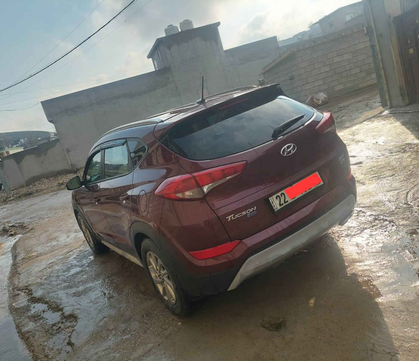 توسان 2017 امريكي محرك 16 توربو  ،
ضرر بها بنيد وجاملغ صبغ بدون دواخل شرط ،
محرك ،كير ، تبريد ، طايات ، حداديه ، طخم كلها شرط ،
رقم اربيل انكليزي سنويه 2024 تحویلها ثاني يوم شرط ،
السعر :-  133 $ وبیها مجال عنوان بردرش بین عقرە و موصل ،
،،،،،،،، *********** ،،،، *********** ،،،،واتساب + فایبر ،،،،،
