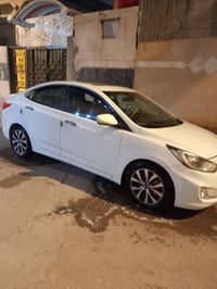 اكسنت ١٦٠٠ • ٢٠١٥ • رقم بصره دولي