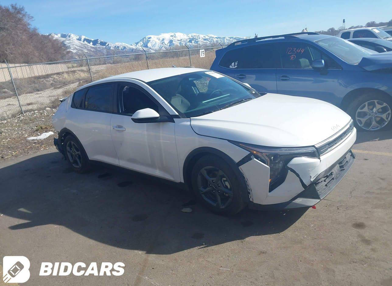 كيا K4
الموديل 2025
الضرر /واضح في الصور
المحرك/اربعة سلندر 
ماشيه/2000 ميل
 حاليا بدبي قيد التصليح 
السعر واصل للبصره بدون كمرك /127ورقه قفل
السعر  لكل من لدية كتاب شهداء / 135ورقه واصل محافظة المشتري 
للمزيد من العروض و التفاصيل الاتصال على الارقام التاليه 
***********
*********** كربلاء, العراق
