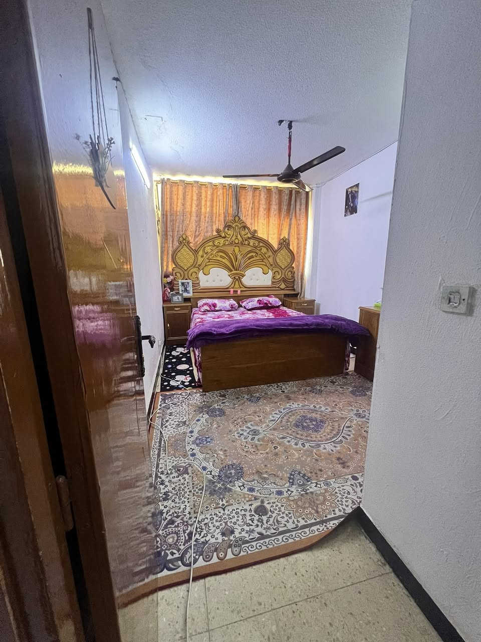 السلامً علكيم. شقة للبيع طابق ثالث محمودية
مجمع القادسية نهاية شارع السوك 
مقابيل الحولي  
الاستفسار الاتصال ***********
