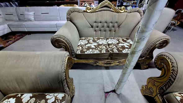 تخم تسكام ١٠مقاعد ديوانيه شارع الخصيمه السايدين قرب زها مول الجهه الثانيه جهه قصابيه السجاد داخل الفرع بضبط يوجد خدمه توصيل ***********
