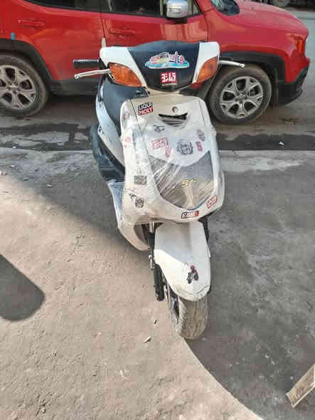 دراجه سكنس للبيع مكاني بغداد زعفرانيه او السعدون ٤٢٥ وبيه مجال ***********
