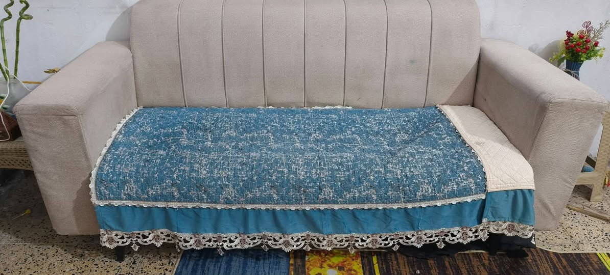 تخم ١٠ مقاعد ب٢٢٥ وبي مجال العنوان الشهداء الشراي يتفضل خاص انطي رقم راعيه.


**إذا كنت صاحب هذا الإعلان وتريد حذفه لأي سبب، رجاءا أرسل رسالة إلى الدعم الفني**