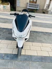 دراجه PCX ياباني الجيل الثاني للبيع مكينه 150 حساس ازدحام  ياباني الاص...
