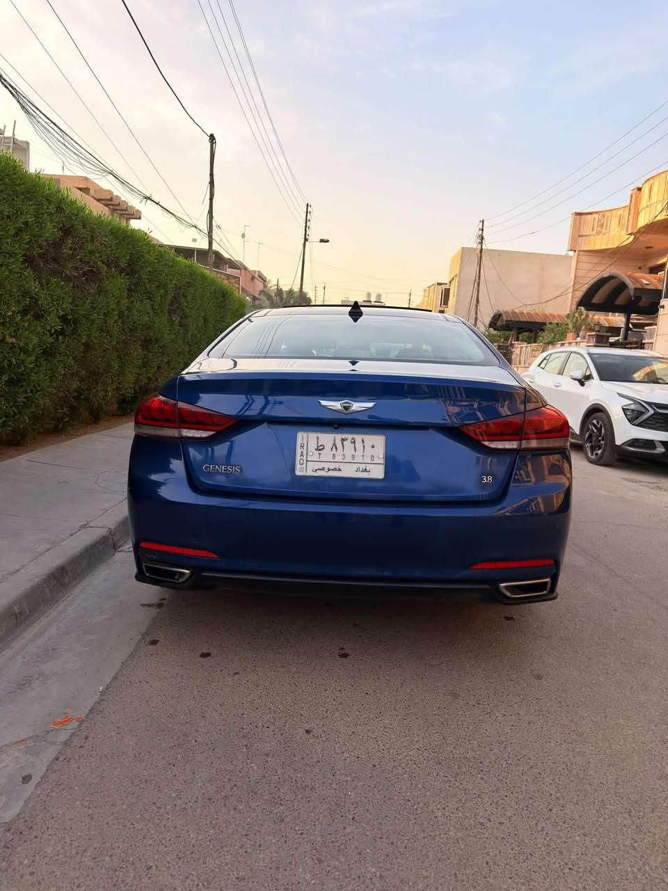 جنسيز 2015 رويال فول الفول مواصفات ماشية 101,000 رقم بغداد وارد امريكي حادثه من امريكا جاملغ خلفي عكس السائق وشوية من الباب الخلفي وهنا بالعراق صار بيه طخة صفح بنيد وشبر بالجاملغ الامامي عكس السائق والبنيد مبدل اصلي مالته وبيه طخه كلش خفيفة اقل الشبر بعده على حطته بالجاملغ الامامي جهة السائق السعر 140 وبيه مجال 
المواصفات👇🏻👇🏻
1-بصمه ابواب و صندوق 
2-بانوراما 3طكات
3-مكينه 6 سلندر 3.8 GDi
4- داخل جلد بيجي
5-كشنات كهرباء جهتين
6-كامره خلفية 
7-حساسات امامي خلفي
8-صندوك كهرباء ذكي يفتح عند الاقتراب
9-رادار النقطه العمياء
10-كشنات تدفه وتبريد امامي 
11-مري قلاب عند الرجوع الى الخلف
12-نظام ايكو تقليل صرف الوقود
13-مانع انزلاق بنظام حديث
14-برده خلفيه كهرباء +الجوانب يدوي
15- داتا شو تعرض السرعه عالجامة 
16-نظام درايف مود للقياده 4 اوضاع
17-شاشه حجم كبير فول HD 
18-شاشه قراءة العطلات بنظام حديث
19-حساس التايرات رقمي مع التنبيه بمكان الانخفاض
20-ستيرن كهرباء شفط
21-خزن ميموري للكشنات
22-مري شفط مع هيتر للضباب
23-تحكم ستيرن فول جهتين
24-ويل كب حجم 18 دعايه الشركه
25-شعار جينسز بالمري ضوئي
26-نظام الترحيب عند القتراب 
27-لايت زنون بلادي عالي ناصي
28-بك لايت لد ليزري
29-دبل جام اوتو مع عازل للحراره والصوت
30-مرايه داخليه ذكيه مع البوصله
31-تبريد قطعتين منفصل التحكم
32-نظام التكلم مع السياره
33-مدخل USB مع اواكس
34-نظام P.بارك قفل الحساسات من التنبيه والازعاج
35-سماعات انفنتي 16 سماعه مع دمام امامي خلفي صوت عالي جداً
36-ماسحات اوتو 
37- لايت مستشعر للاضاءة
38-دشبول مطعم صاج
39-يدات الباب ضوئيه
40- نظام الاتصال بلوتوث مع حاكيه
41- نظام GPS خرائط بشاشه
42-اضائة داخليه عدسات زنون 
43- شفتات كير بالستيرن


**إذا كنت صاحب هذا الإعلان وتريد حذفه لأي سبب، رجاءا أرسل رسالة إلى الدعم الفني**