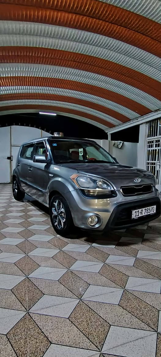 سلام عليكم صول البيع موديل 13 وراد مريكي حادث جاملغ امامي بدون دواخل وبنيد جارد ومصبوغ سياره جديده جاهز من كلشي مكينه كير حداديه تخم تاير تبريد تحويل ثاني يوم مكينه 1600 سعر 95 وبيه مجال حق جيه مكان سياره بابل هاشميه راقم ***********
