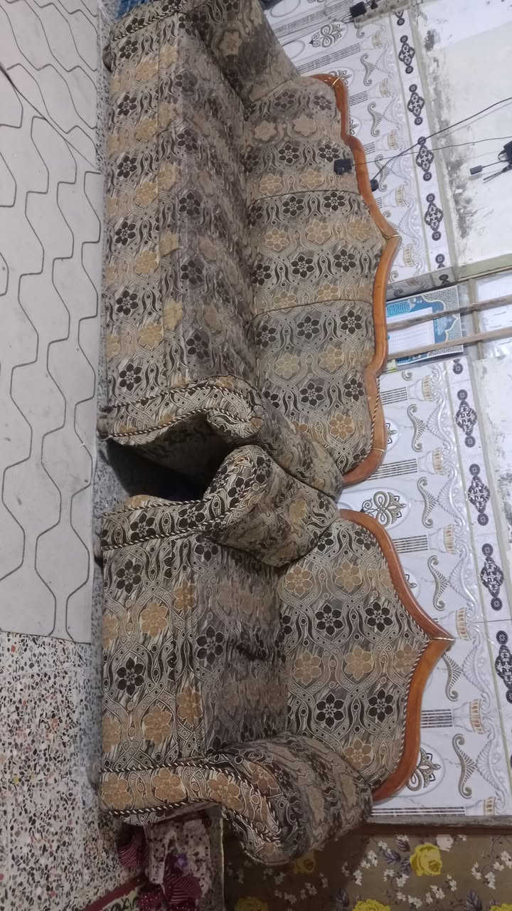 قنفات للبيع ٦ قطع نظيف اي كسر مابيهن


**إذا كنت صاحب هذا الإعلان وتريد حذفه لأي سبب، رجاءا أرسل رسالة إلى الدعم الفني**