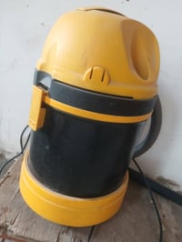 لبيع المكناسه ٥٠ نشره شغاله ١٥ كلوبات الواحد الف ونص 07736018594