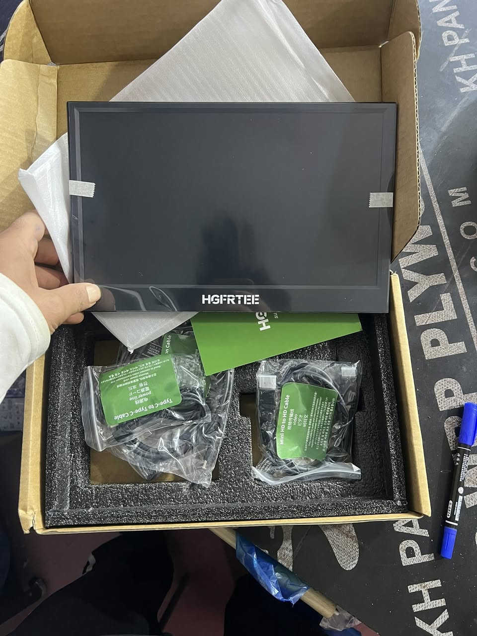 شاشه كمبيوتر محموله جديده اعلى سعر بالعافيه كامل محلقات خاص تواصل او ***********
