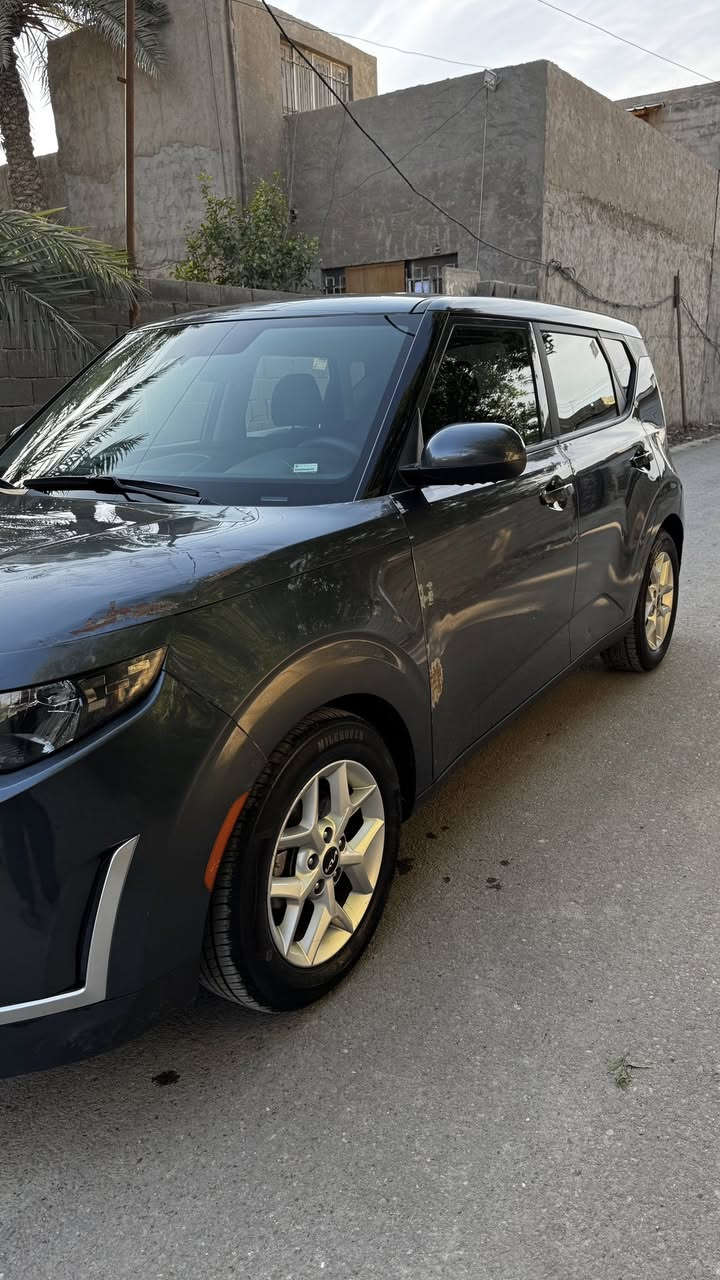 السلام عليكم
🔵للبيع كيا صول 2023 

🔵مكينه 2000دوووش

🔵ماشيه 69 كيلو

🔵حادثها مرفق بالمنشور (بدون ايرباك)

⚫️مواصفاتها :

🔵شاشه، كامره، 

🔵رادار خلفي امامي✅

🔵تحذير توقف ذاتي✅

🔵قيادة ذاتيه✅

🔵تحديد مسار✅

🔴سياره مبدل فقط جاملغ ودعاميه اي صبغ مابيها كفاله عامه من الصبغ بس مكانات المصورهن ممكحلات يحتاجلها تكحيل فقط سياره فحص بدون رقم منفيس بأسمي

السعر 130$ 

#وبيها_مجال_مستعجل_عالبيع 

***********
