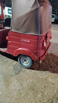 تيك توك للبيع جاهزه مثل مو موضح بالفيديو كمل الفيديو واتصل هذا رقمي وا...