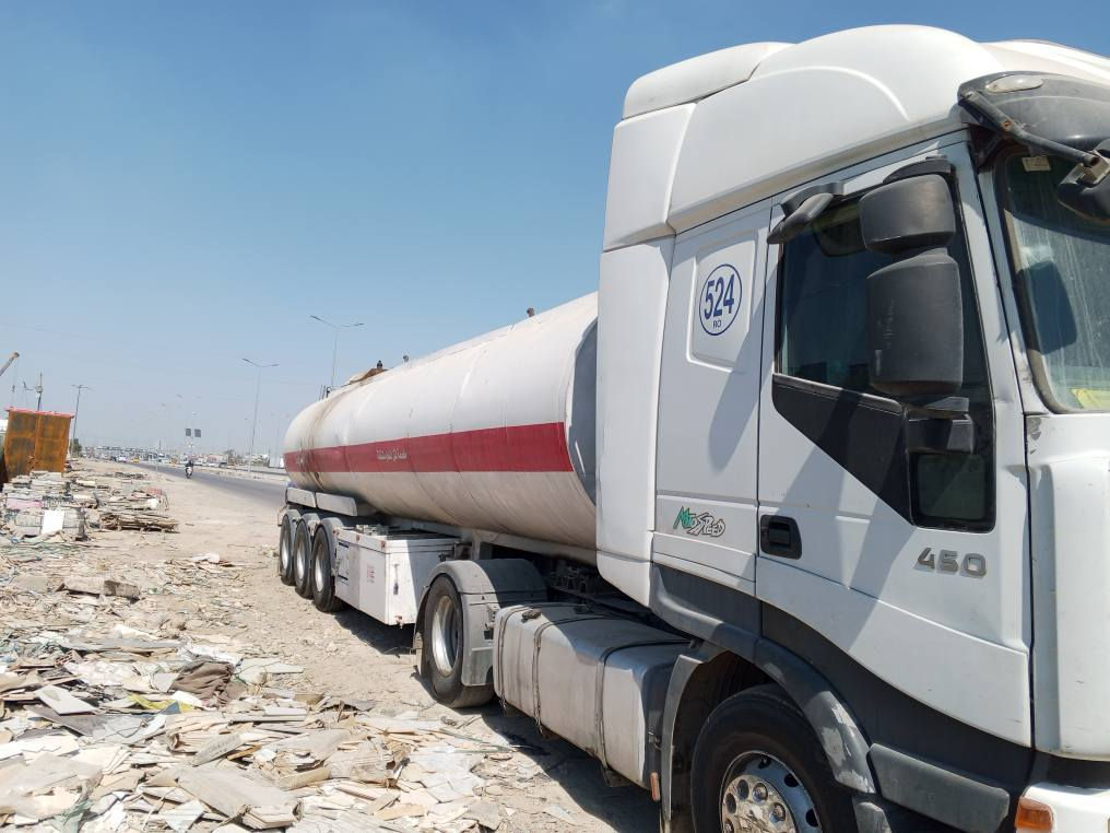 سلام وعليكم افيكو لبيع موديل2006 
صهريج مغلف جوبلس واحد علاك تخم تاير
سياره كفاله عامه تكيال وطوناج جي بي س
كاملات سياره من جوه شغل خير من الله 
كهرباهيات كامله كير وتماتيك 12نمره 
مكينه 450 لا صرف ولا بخار 
كسن شاصي كفاله وسياره احله من صور
مكاني بغداد لستفسار***********
تنباع كامله وينباع راس ورحده سليمانيه مداور ثاني يوم بسمي بغداد, العراق
