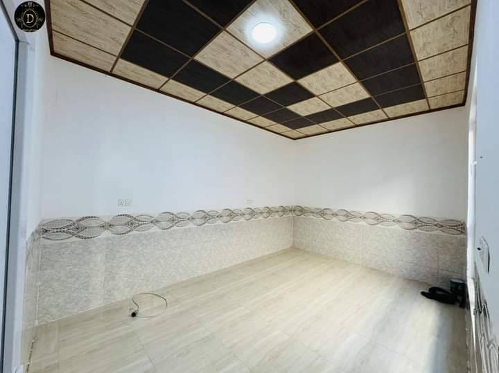 بيت للبيع حي الملاين الثانيه خلف عمارت الفهد للعقارات مساحت البيت ١٦٠ غرفتين نوم وهول وستقبال ومشتمل ومطبخ خدمات متوفرا سعر البيت خاص *********** واتساب موجود
