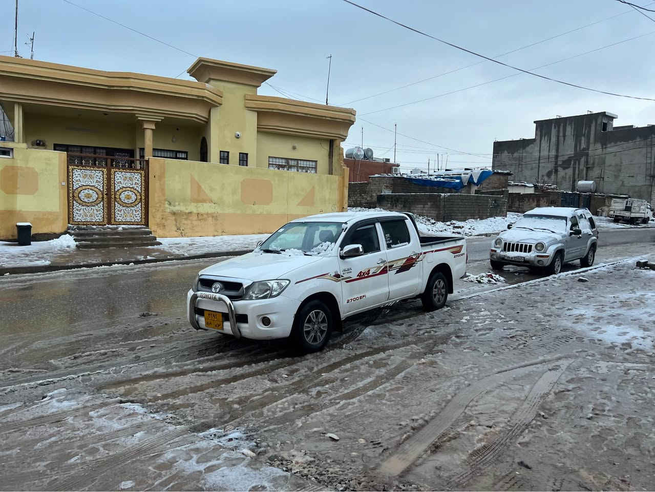 هايلوكس ٢٠١١ داخل احمر رقم دهوك سعر ١٧٨ ورقه مكان زاخو رقم هاتف ٠٧٠٤٥٨٣٤٩٠ 
رقم زين *********** مابيه دعم مابيه سبغ گير محرك ب شرط مكان زاخو زاخو, دهوك
