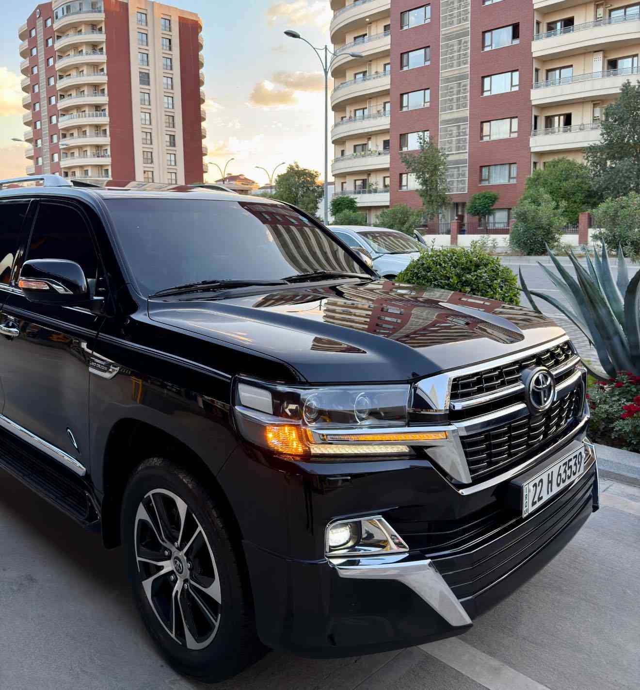 ‏Land cruiser GXR  2021     V6  49,000km‏
‏Grand turing
ظمان شريكة ساز باب أول
لاندكروزر 2021  GXR
‏‎ملاحظە : الاخوان رجائن بس بیع نقد بدون مراوس📌
أخت زيرو بل كارتون 📦📦
‏‎لاندکروزر 2021 SAS
‏‎💎محرک 6 سلندر 
‏‎⌛️ماشي 49,000 ألف
‏‎💎 بسمطين  +سماعة بيلادي +فرشات بيلادي مجوود 

‏‎💎 مكفولة كفالة عامة من الدعامية إلى الدعامية
‏‎ 💎 بدون صبخ .بدون بارد  ،بدون رصعات ،بدون حتى شخط
‏‎دعاميات هم بدون صبغ ،رمل مابي ،لحية بدون صبخ ..بقية كلها بشرط

‏‎🧬فول فول مواصفات
‏‎شاشة كبير لمس 5كاميرا حاسة رادارات
‏‎كاميرات 3 شاشات سيلاد فتحة سقف 
‏‎كشن جلد كشن كاراباي شحن موبایل  8 اريباك تبريد مركزية
‏‎بصمة تشغيل عن بعد باب جاك سلاجة ليد زينون 
‏‎تحكمات ستيرن دبل فوليوم فورويل هوك
‏‎سيارة بها 2 بصمة من شركة جديد جدأ 
‏‎سيـارة عل نظافتها احسبها صفر زيرو

💎 تخم تاير دنلوب الاصلي

‏‎ 💎محرك كير بشرط مامفتوح
‏‎سيارة حيل نظيفة كلشي عل بلاد لوك
‏‎سنوية زنكة كلشي جديد مدفوع لـ2031
‏‎باسمي السنوية بشرط تحويل و خرامة 
‏‎سيارة مابيـها دينار مصرف كامل من كل نواحي

‏‎♻️نفسي يوم /تحويل و وكالة حاظر رقم سلیمانیە
‏‎📍مكانك /داخل سليماني

‏‎💵 سعر 548$ 
‏‎☎️موبايل/ ***********
