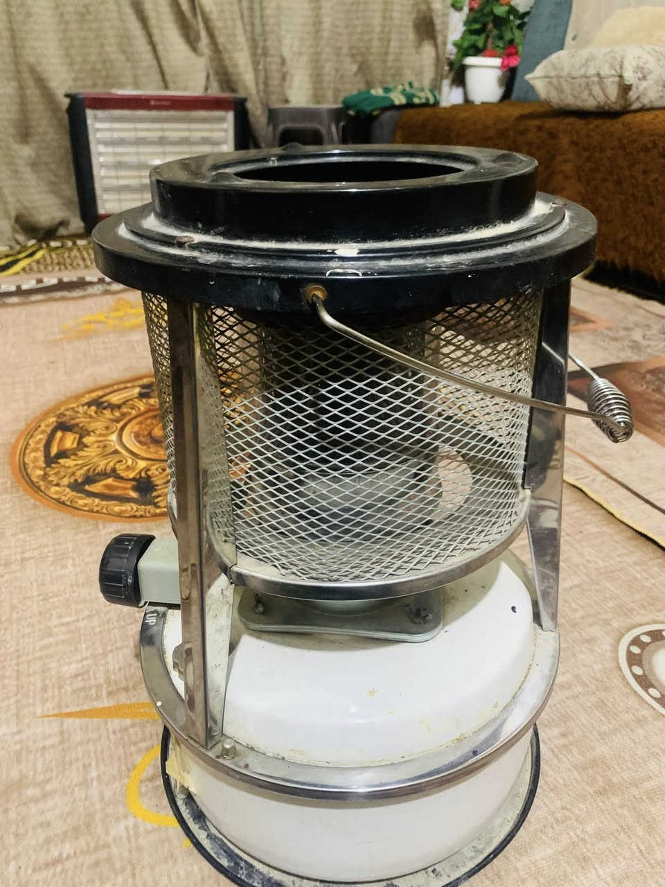 ‏صوبة للبيع نظيفة حيل***********
