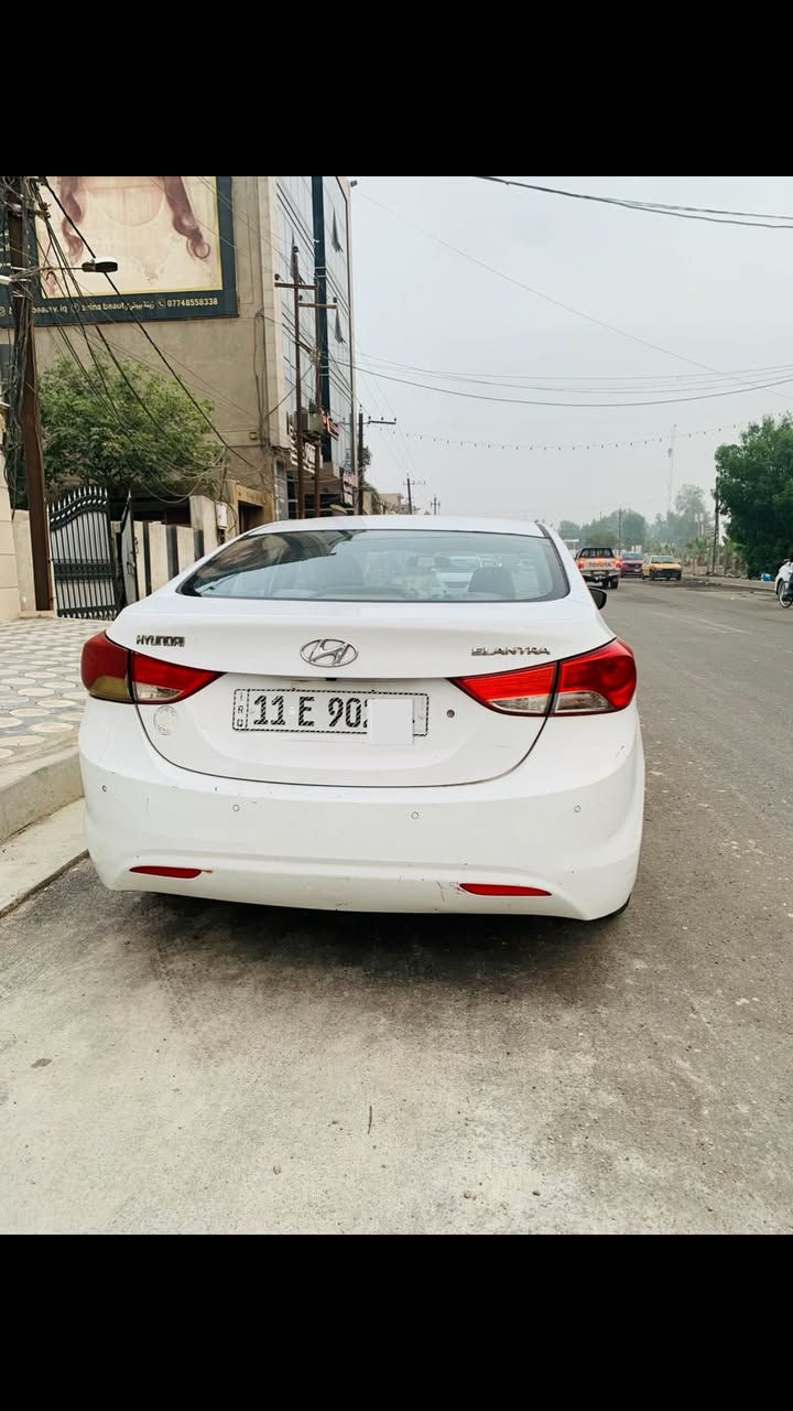 السلام عليكم الانترا 2013خليجي نص موصفات داخل لونين السياره بيه باب صبغ ودوسه مصبوغه فقط محرك 2000دوش كير محرك خير من الله السياره بسمي مكاني بغداد الأمين الثانيه ***********
السعر 110وبيه مجال
