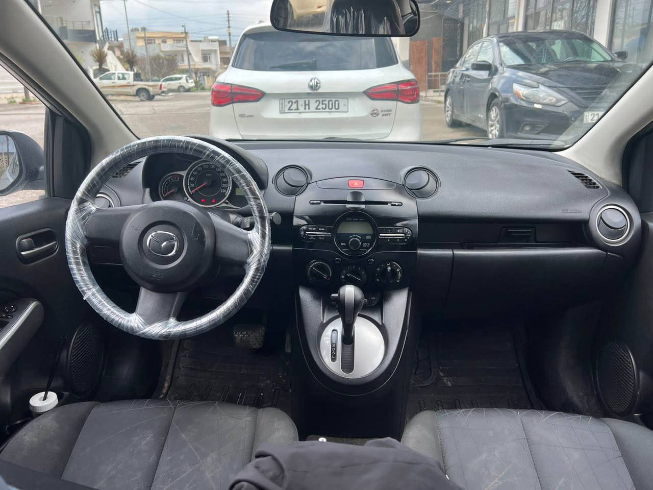 مازدا 2مؤديل 2013نمونه سه نه وى تازه فه حسى تازه جركه ى تيانيه 4تايه ى لؤك  مالى دؤسته مه كينه و كئرى لؤك ته بريد 2بارجه ى بؤياخه بئ ناوكرتن سعرى 77گه لا *********** فايبه رى له سه ره  له سليمانيم السليمانية, العراق
